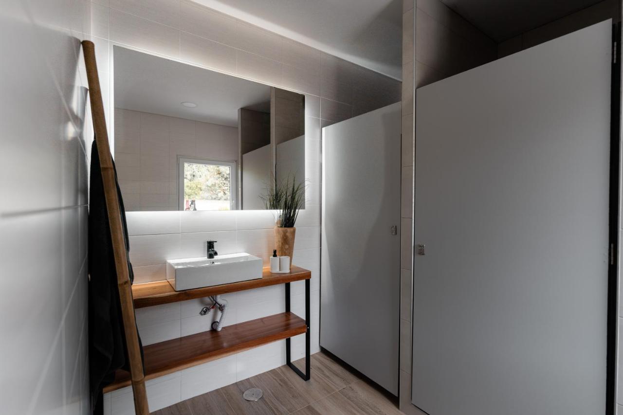 Eco Surflodge Azores هيبيرا غْريندي المظهر الخارجي الصورة